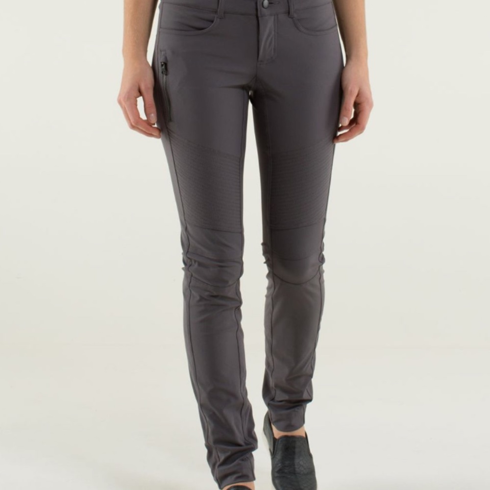 lululemon Bust A Move Pant in size 4